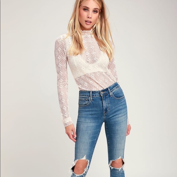 NWT Free People Lace Turtleneck in Ivory/ White - Picture 4 of 8